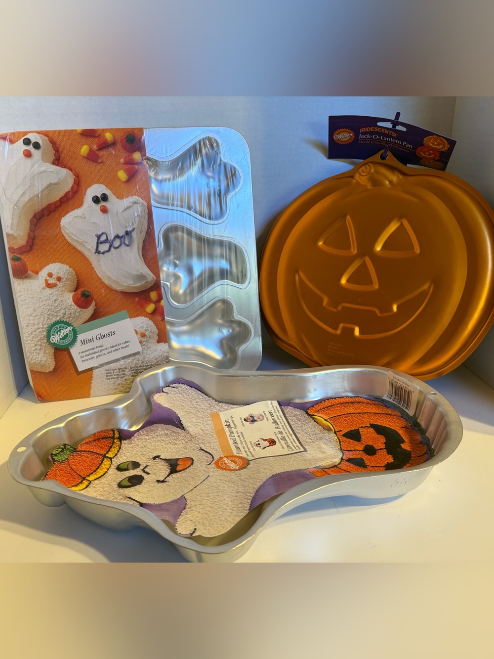 NEW Wilton Lot Of 3 Baking Pans - Halloween Fall Parties Pumpkins Ghosts